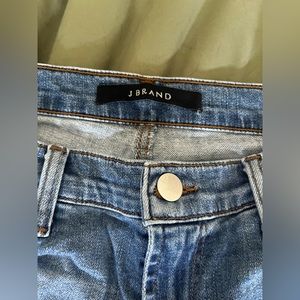 Size 26 j brand Maude Midrise Cigarette Jeans